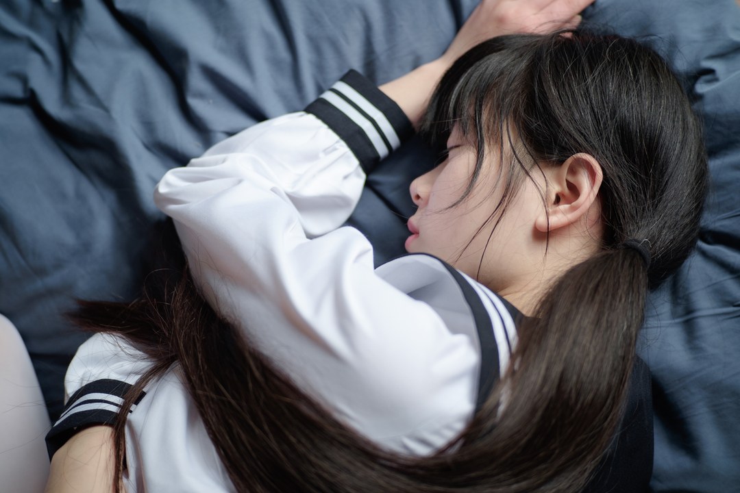西尔酱 NO.005 足尖彩虹,JK白丝.jpg 西尔酱 NO.005 足尖彩虹,JK白丝.jpg